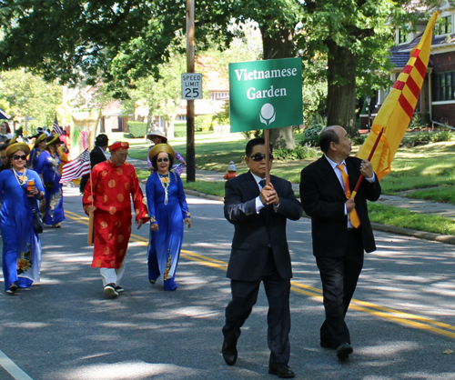 Vietnamese Cultural Garden marching in Parade of Flags in Cleveland on One World Day 2018