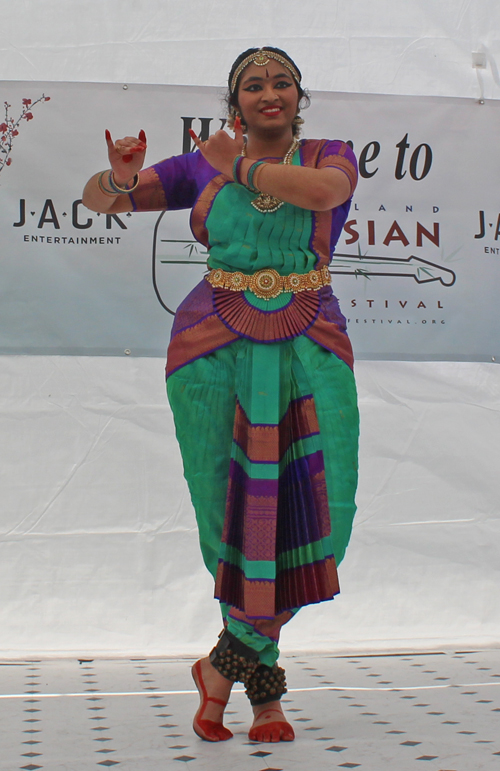 Natya Niketan performed this ancient Indian classical dance