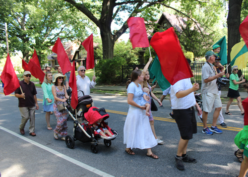 Lithuanian Cultural Garden in the Parade of Flags at 2018 One World Day