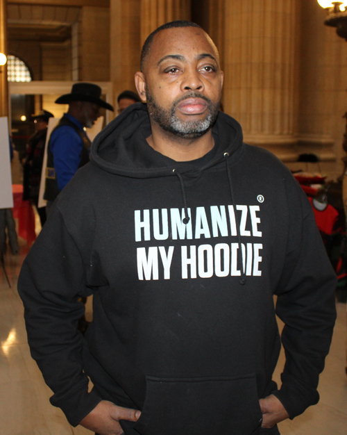 Humanize my Hoodie