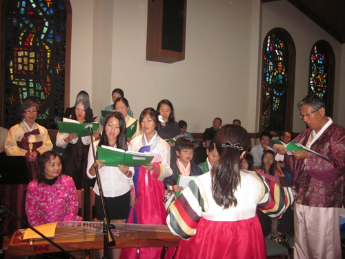 Choir at Asian-American procession at Cleveland Mass