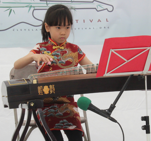 7 year old guzheng student