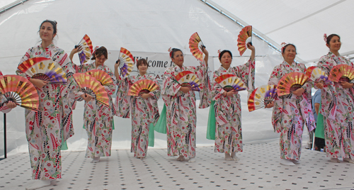 Sho-Jo-Ji Japanese Dancers