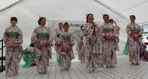 Sho-Jo-Ji Japanese Dancers