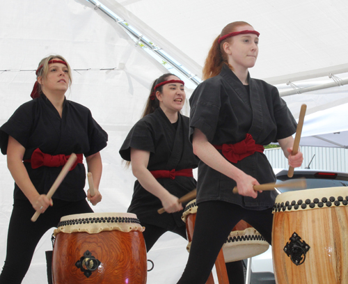 Yume Daiko taiko drummers at Cleveland Asian Festival