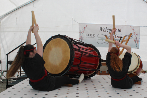 Yume Daiko taiko drummers at Cleveland Asian Festival