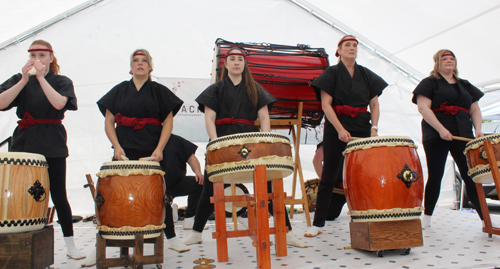 Yume Daiko taiko drummers at Cleveland Asian Festival