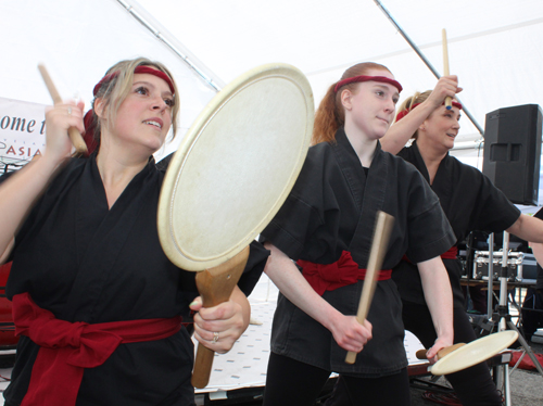 Yume Daiko taiko drummers at Cleveland Asian Festival