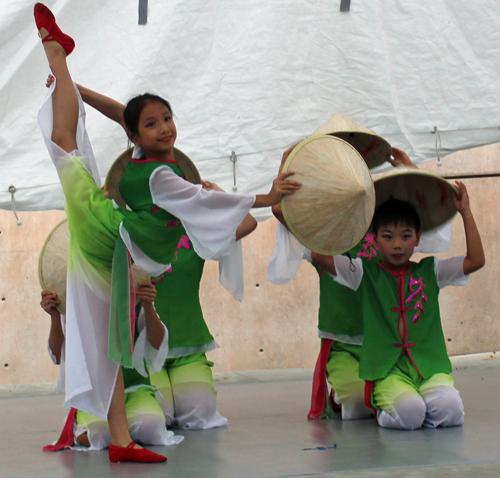 Cleveland Contemporary Chinese Culture Association performer