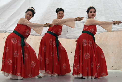 Cleveland Contemporary Chinese Culture Association performers