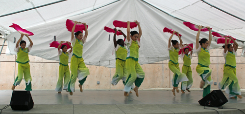 Cleveland Contemporary Chinese Culture Association Fan Dance