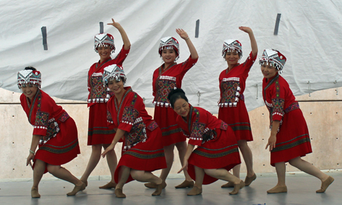 Cleveland Contemporary Chinese Culture Association performer