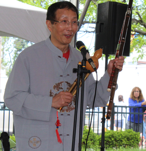 demonstration of traditional Chinese Bamboo Flutes