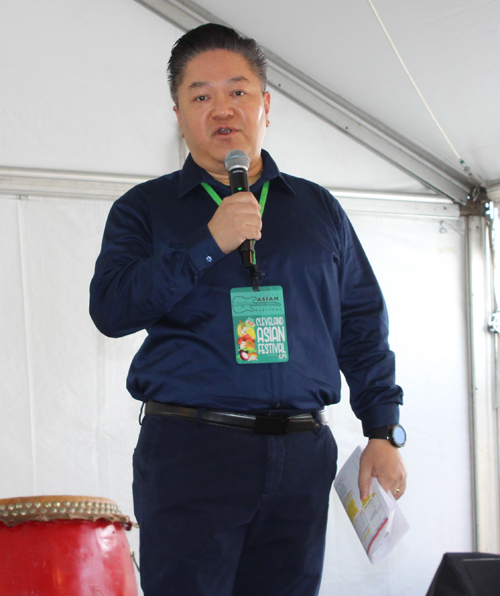 MC Wayne Wong