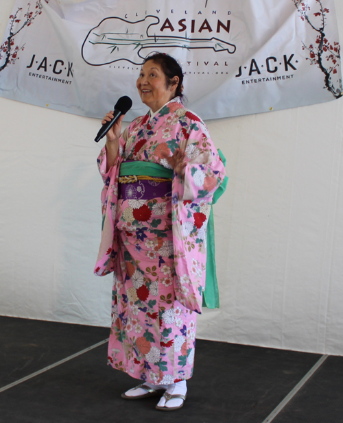 Beverly Kerecman of the Sho-Jo-Ji Japanese Dancers at the 2025 Cleveland Asian Festival