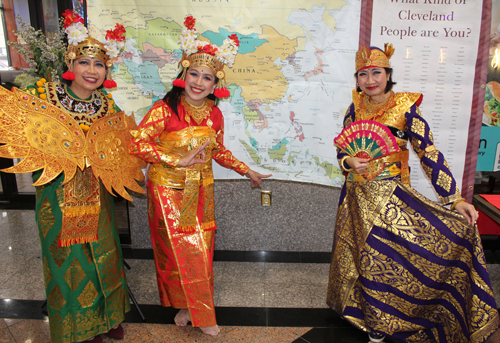 Indonesia Balinese Dancers