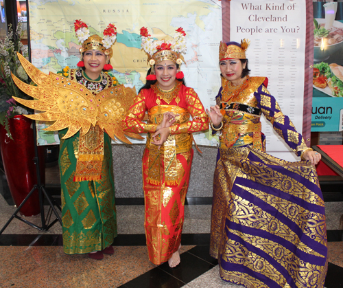 Indonesia Balinese Dancers