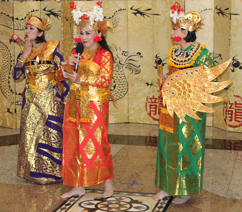 Indonesia Balinese Dancers
