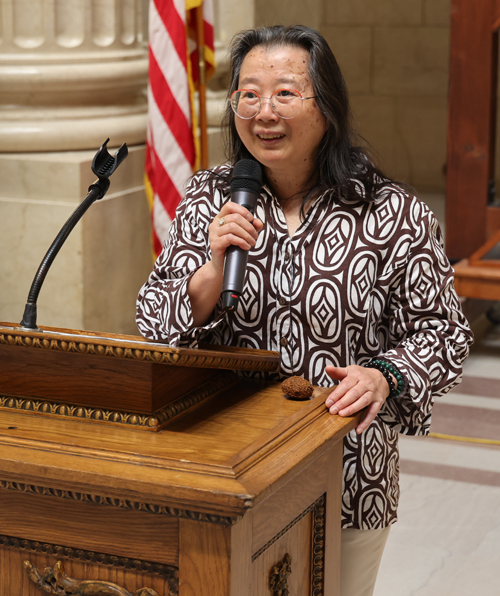 Chia-Min Chen