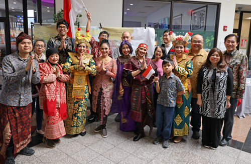 Cleveland Indonesian community 