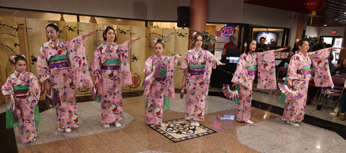 Sho-Jo-Ji Japanese Dancers