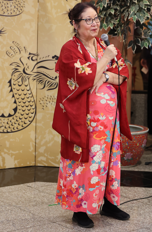 Beverly Kerecman of Sho-Jo-Ji Japanese Dancers