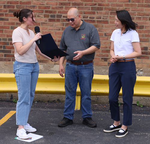 Claire Mauer and Siam Cafe owners