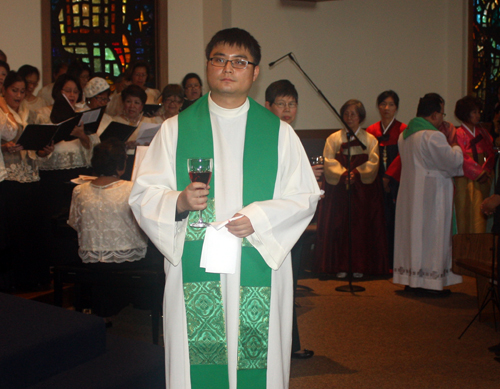 Father John Sungwoong Lee