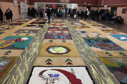 Carpets of Holy Week, Alfombras de Semana Santa at La Sagrada Familia in Cleveland