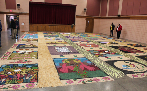 Carpets of Holy Week, Alfombras de Semana Santa at La Sagrada Familia in Cleveland