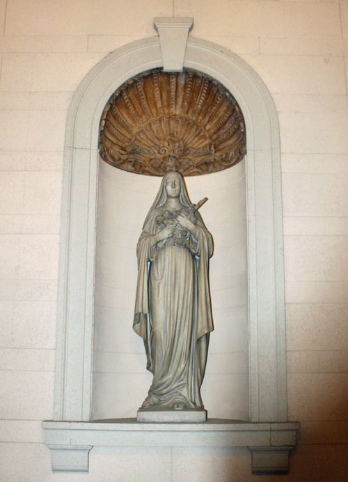Saint Aloysius - Saint Agatha Church in Gllenville in Cleveland Ohio - inside