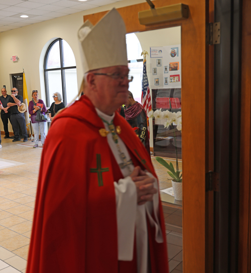 Good Friday Procession begins at La Sagrada Familia