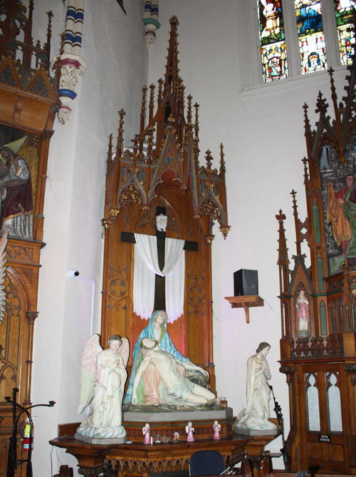 St. Michael the Archangel Church in Cleveland - inside
