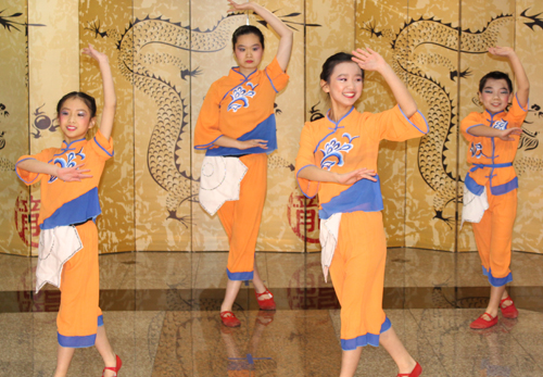 LingYun Rising Star Gymnastics Dancers
