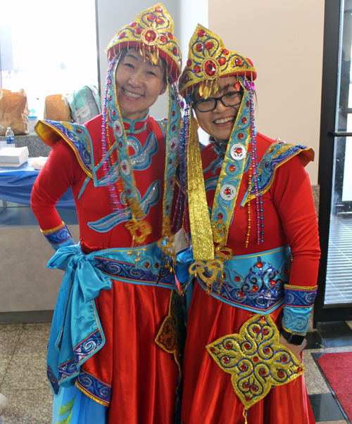 Colorful Chinese costumes