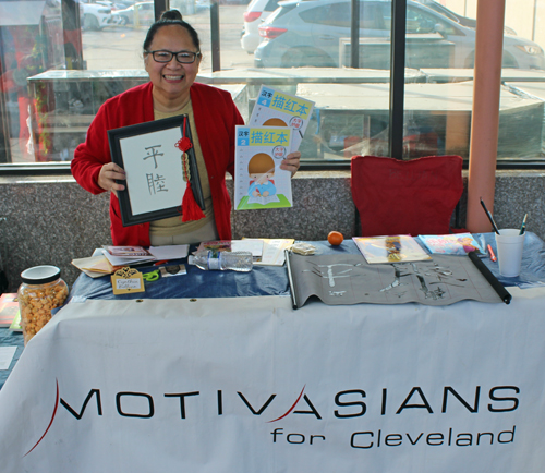 MotivAsians Table