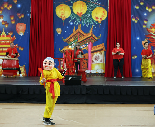 Kwan Family Lion Dance