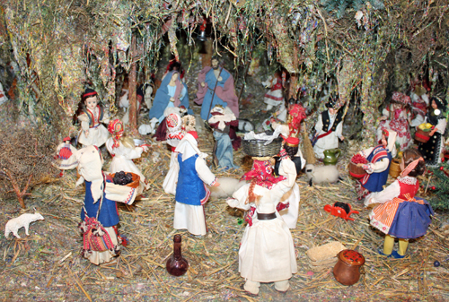Jerry Malinar Croatian Nativity Display
