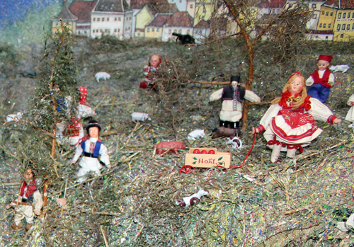 Jerry Malinar Croatian Nativity Display