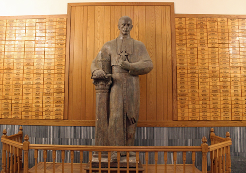 larger than life statue of Cardinal Aloysius Stepinac