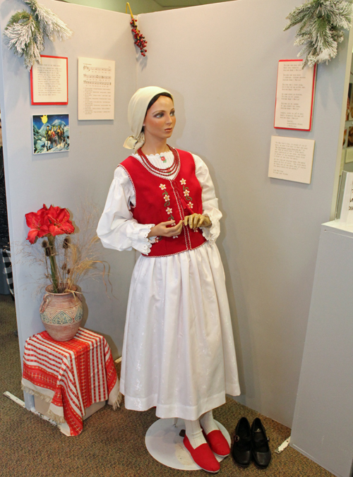 Croatian mannequin in folk dress
