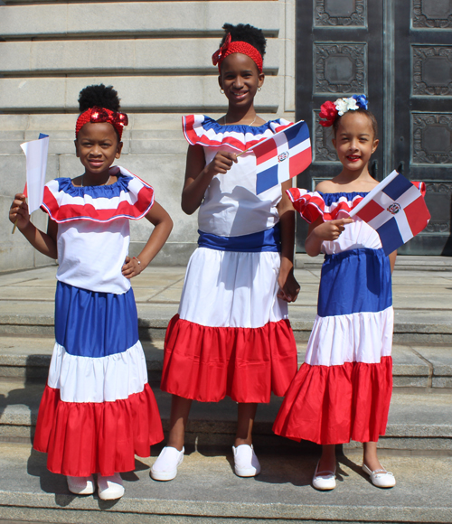 Girls from Dominican community on steps of Cleveland City Hall