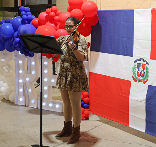 Violin performance by Amanda McLean Gomez