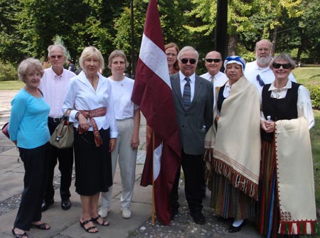 Latvian One World Day 2009 in Cleveland Cultural Gardens - photos by Dan and/or Debbie Hanson