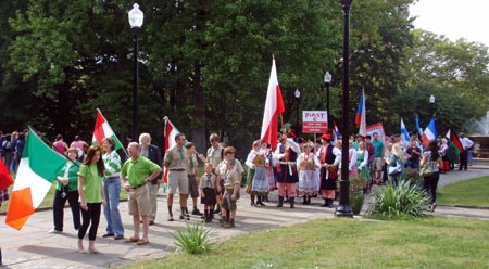 Lining up for the Parade of Nations One World Day 2009 in Cleveland Cultural Gardens - photos by Dan and/or Debbie Hanson