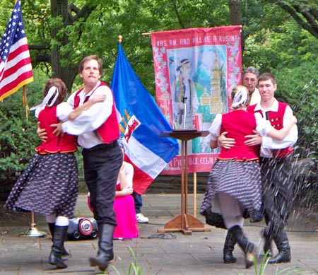 Rusyn dancers