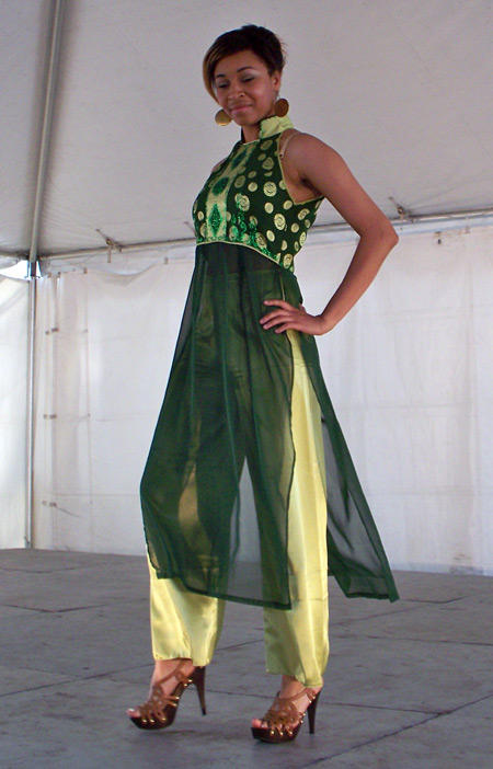 Vietnamese Fashion Show at Cleveland Asian Festival