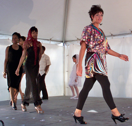 Vietnamese Fashion Show at Cleveland Asian Festival