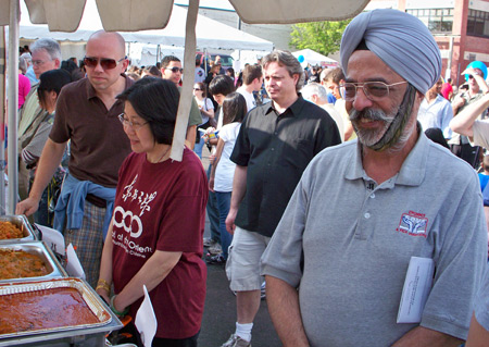 Cecilia Wong, Paramjit Singh and others enjoy the food