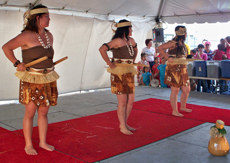 Ohana Alaoha Hula dancers